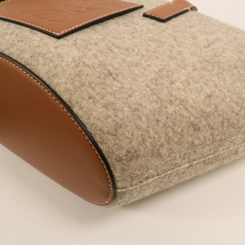 LOEWE 羊毛Basket Bag銀扣手挽袋-13