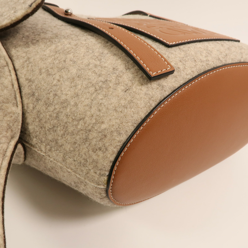 LOEWE 羊毛Basket Bag銀扣手挽袋-14
