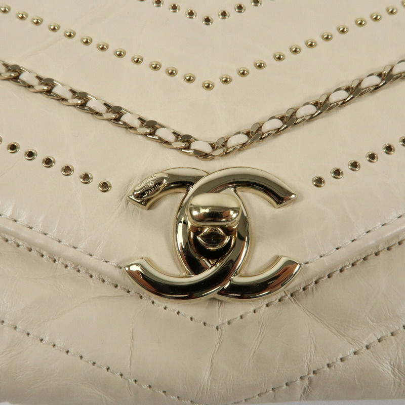 CHANEL 牛皮皮革Clutch金扣手拿包-8