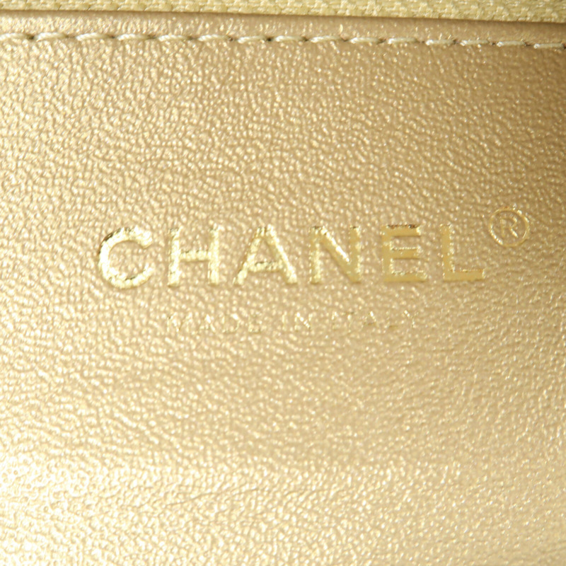 CHANEL 牛皮皮革Clutch金扣手拿包-11