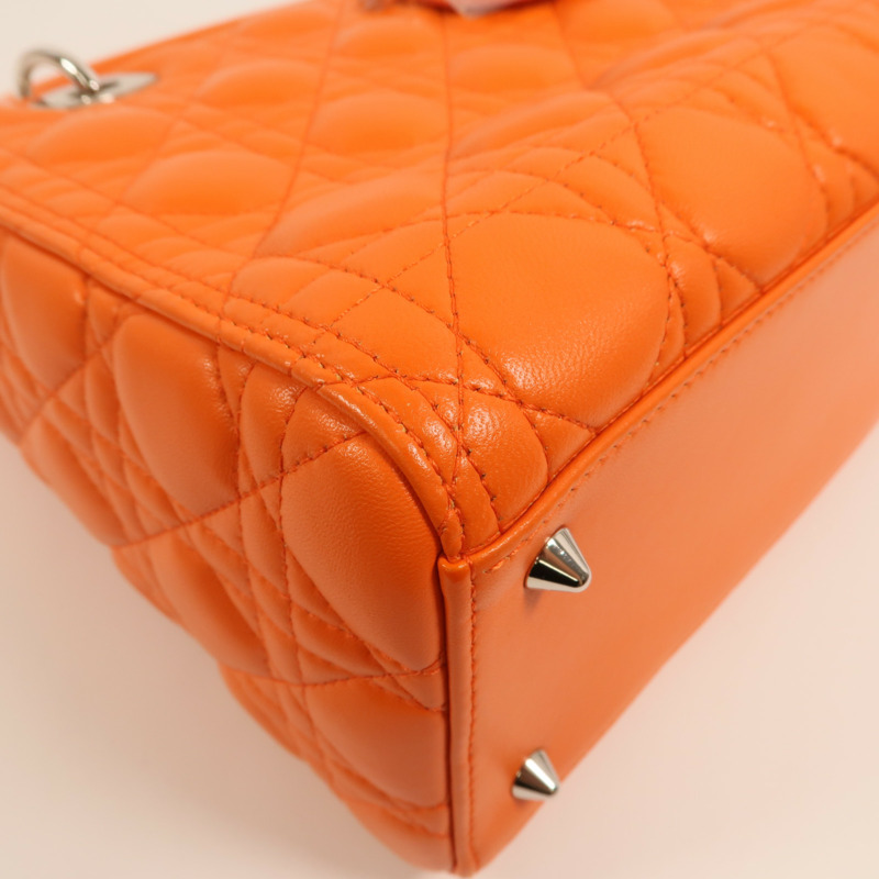 Dior 羊皮皮革Lady Dior Medium銀扣手挽肩背兩用袋-13