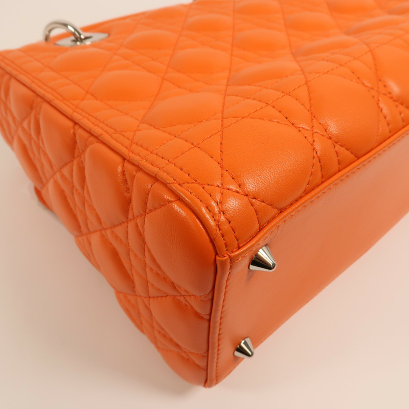 Dior 羊皮皮革Lady Dior Medium銀扣手挽肩背兩用袋-15