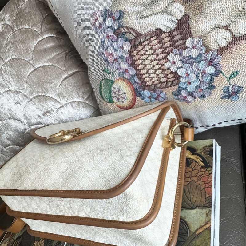 思琳 白老花 白色 老花 凱旋門 馬蹄扣 斜背包 側背包 中古包包 vintage celine bag-4