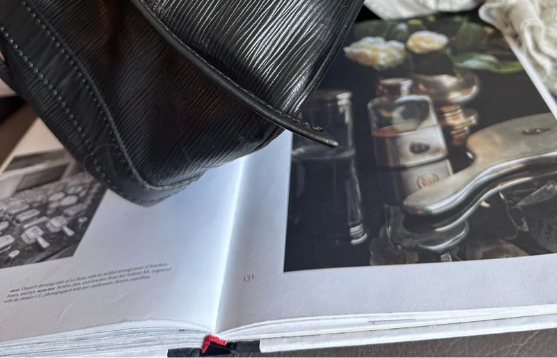 路易威登 水桶包 肩背  水波紋 手提包 側背包 托特包 黑色 中古包 復古包 古董包 經典款 vintage Louis Vuitton noe bucket bag black-24