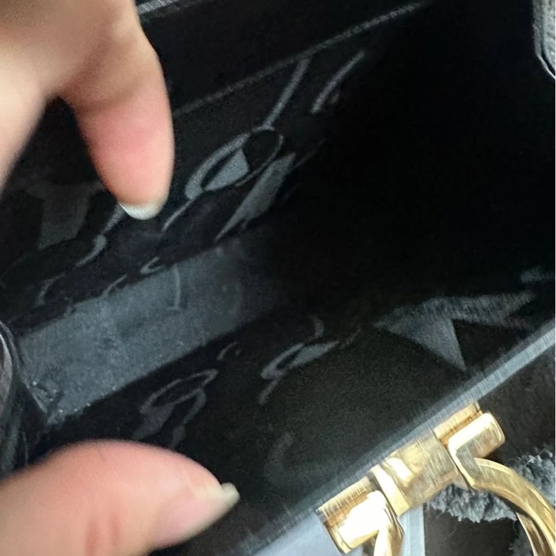 菲拉格慕 Ferragamo 經典黑金小馬蹄博物館包手提斜背包-11