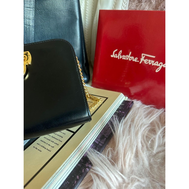 菲拉格慕 Salvatore Ferragamo 經典馬蹄扣 黛安娜王妃同款 Gancini 皮革鏈條斜背包-5