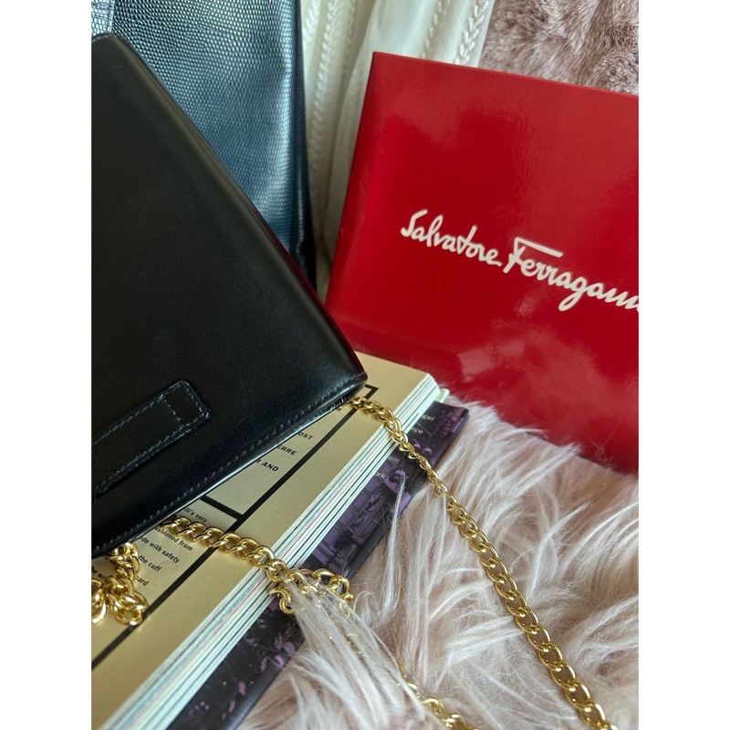 菲拉格慕 Salvatore Ferragamo 經典馬蹄扣 黛安娜王妃同款 Gancini 皮革鏈條斜背包-6