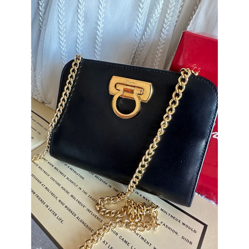 菲拉格慕 Salvatore Ferragamo 經典馬蹄扣 黛安娜王妃同款 Gancini 皮革鏈條斜背包-11