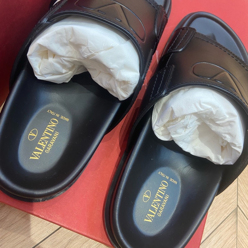 Valentino華倫天奴 GARAVANI 平底 一字拖鞋 男款 黑色 40.5碼-1