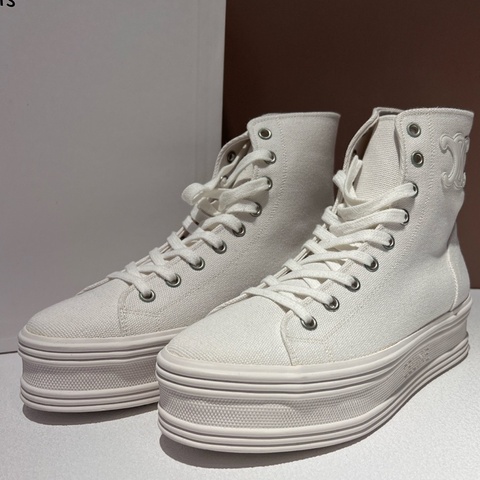 閒置新 未使用  Celine 白色帆布 鞋子37碼 附件…盒子