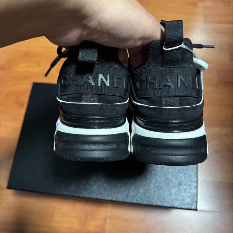 Chanel運動鞋香奈兒徽標 低幫雙C女士休閒鞋 黑色 38碼-5