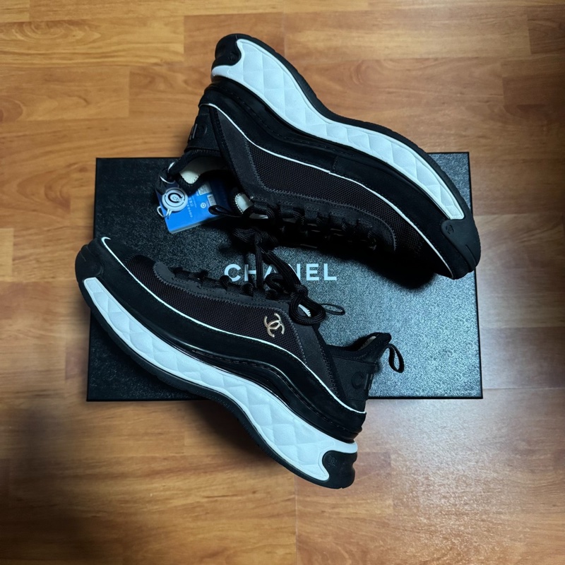 Chanel運動鞋香奈兒徽標 低幫雙C女士休閒鞋 黑色 38碼-7