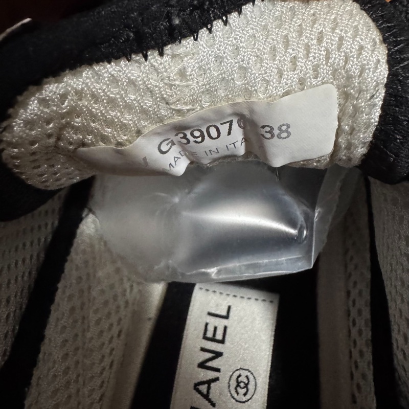 Chanel運動鞋香奈兒徽標 低幫雙C女士休閒鞋 黑色 38碼-8