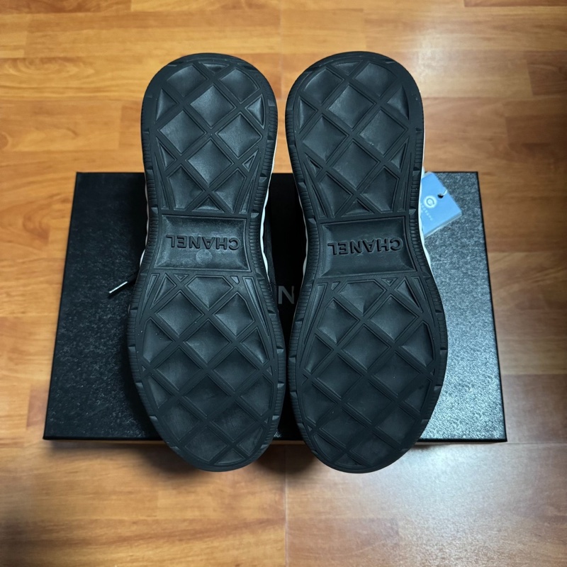 Chanel運動鞋香奈兒徽標 低幫雙C女士休閒鞋 黑色 38碼-9