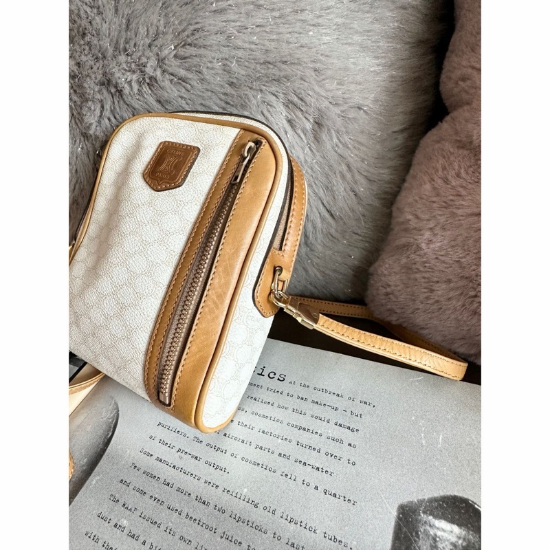 思琳 賽琳 白色老花包 白色 米色  老花 凱旋門 斜背包 側背包 中古包包  罕有 斜挎包 斜背包 相機包 單肩包 中古包 經典款  復古包 古董包 vintage celine white beige camera crossbody bag-14