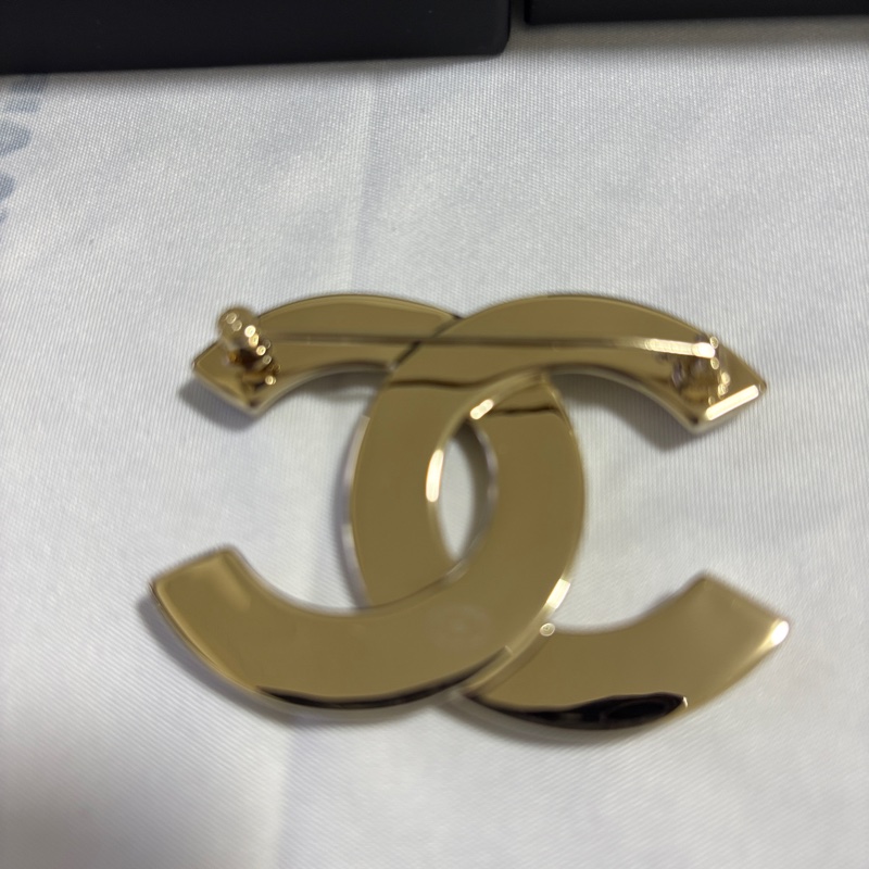 Chanel胸針-7