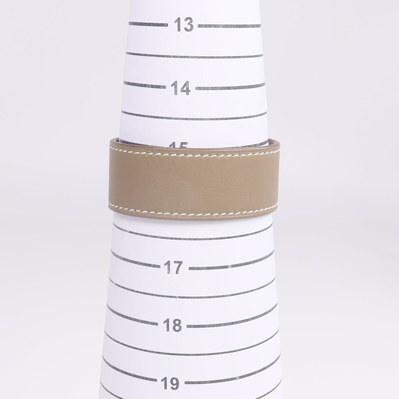 HERMES Swift皮革Kelly Twist金扣手帶Etoupe-12