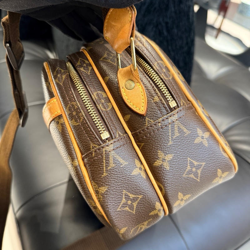 路易威登/Louis Vuitton  雙層相機包 經典老花圖案 可單肩斜挎 底長28-5