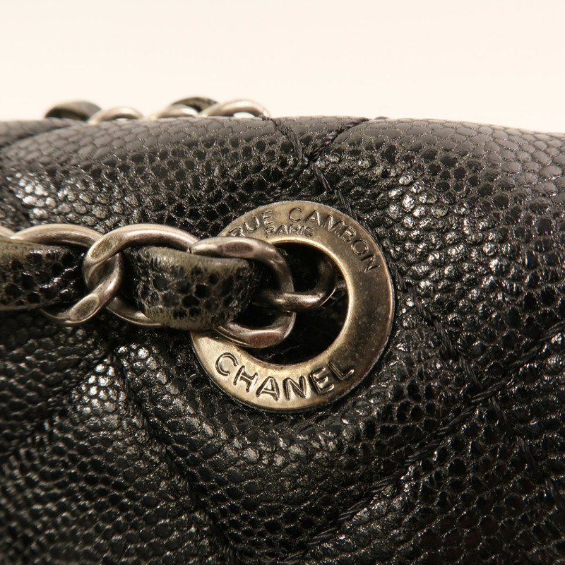 CHANEL 牛皮皮革Chain Shoulder銀扣鏈帶肩背袋-9