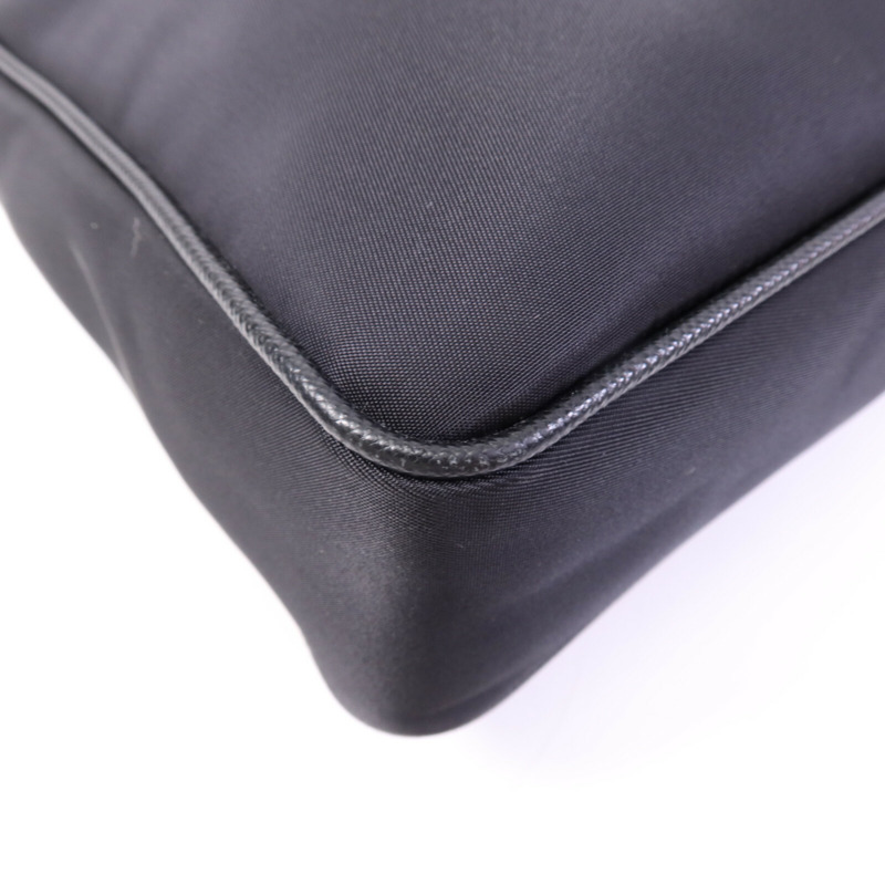 PRADA 尼龍Messenger Bag銀扣肩背袋-13