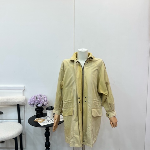 Burberry 中長款工裝風兩件式外套