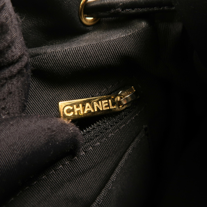CHANEL 羊皮皮革Backpack Small金扣背包-16