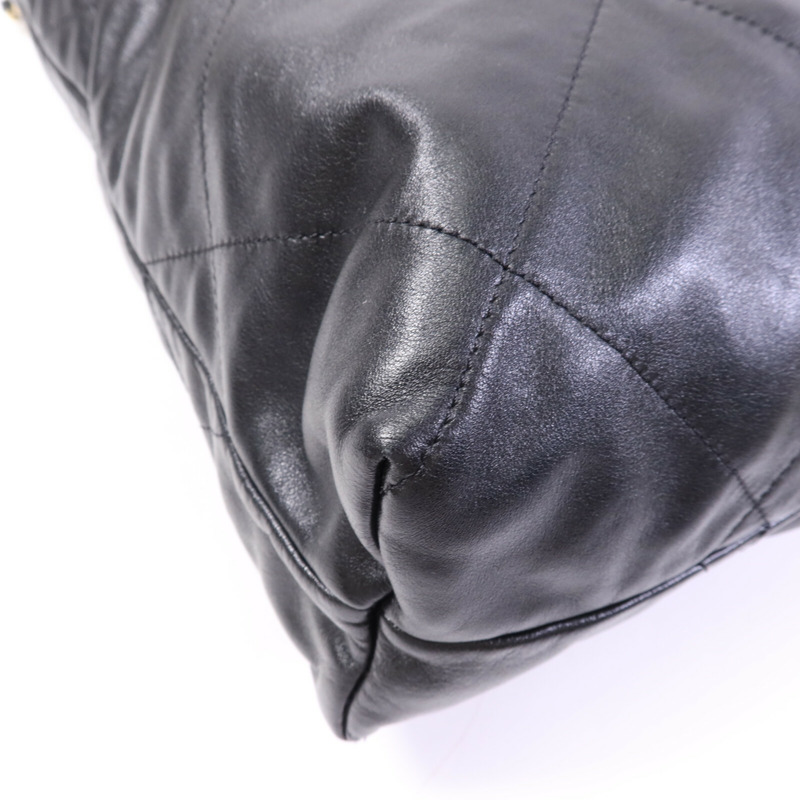 CHANEL 牛皮皮革Chanel 22 Medium金扣鏈帶肩背袋-13