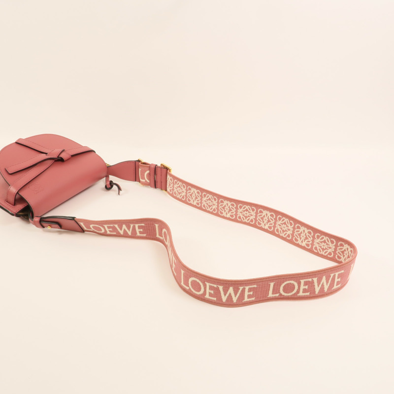 LOEWE 牛皮皮革Mini Gate金扣肩背袋-7