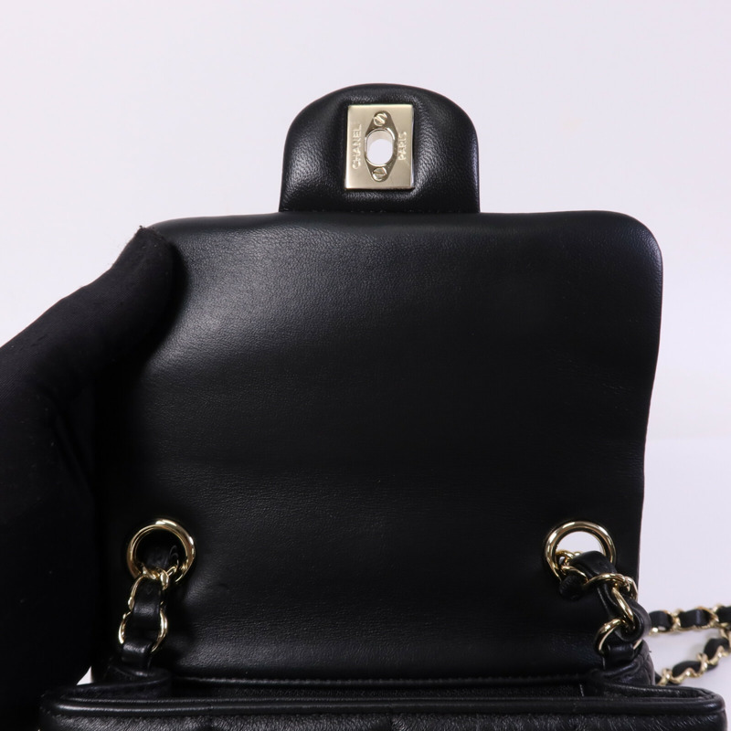 CHANEL 羊皮皮革Chocolate Bar Mini Flap金扣鏈帶肩背袋-16