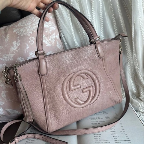 古馳 流蘇包 斜背包 側背包 中古包包  側背包 斜背 單肩包 托特包 中古包 經典款 櫻花色 櫻花粉 肩背包 Gucci soho tassel bag pink