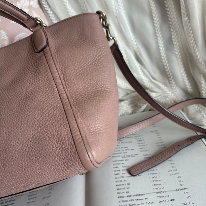 古馳 流蘇包 斜背包 側背包 中古包包  側背包 斜背 單肩包 托特包 中古包 經典款 櫻花色 櫻花粉 肩背包 Gucci soho tassel bag pink-13