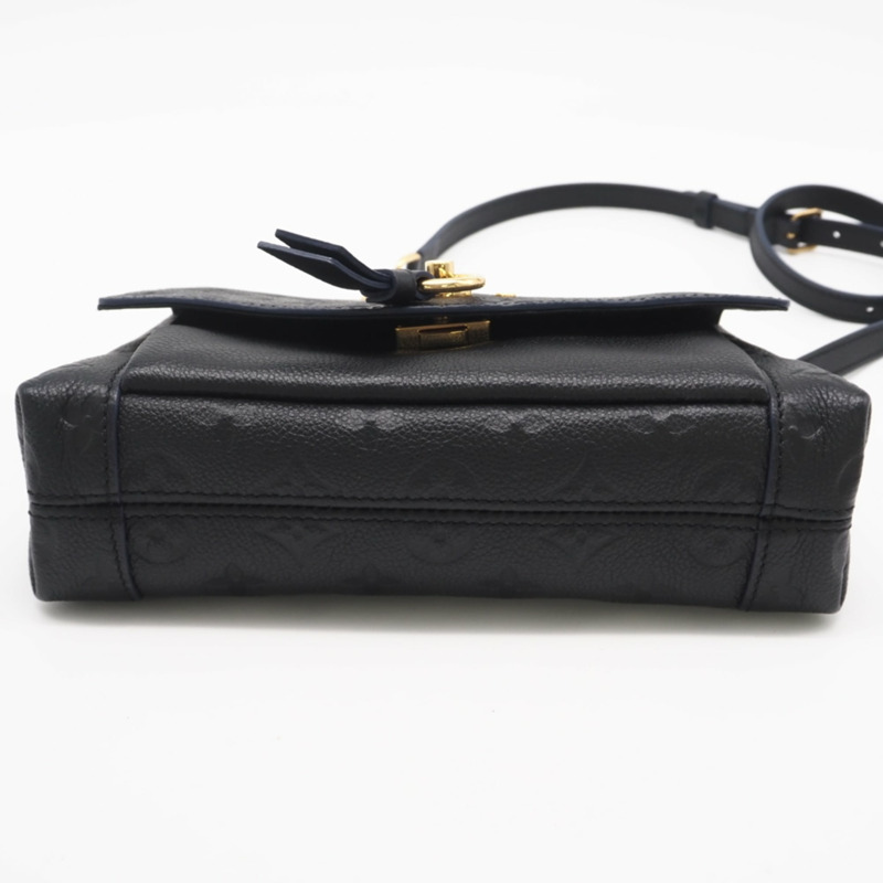 路易威登 (LOUIS VUITTON) Monogram Empreinte Blanche BB Noir M43624 女士單肩包，黑/藍小牛皮-7