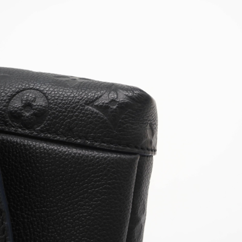 路易威登 (LOUIS VUITTON) Monogram Empreinte Blanche BB Noir M43624 女士單肩包，黑/藍小牛皮-9