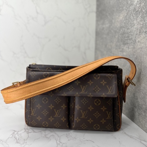 香緹國際精品 921 ＬＶ駱駝包 中古美包