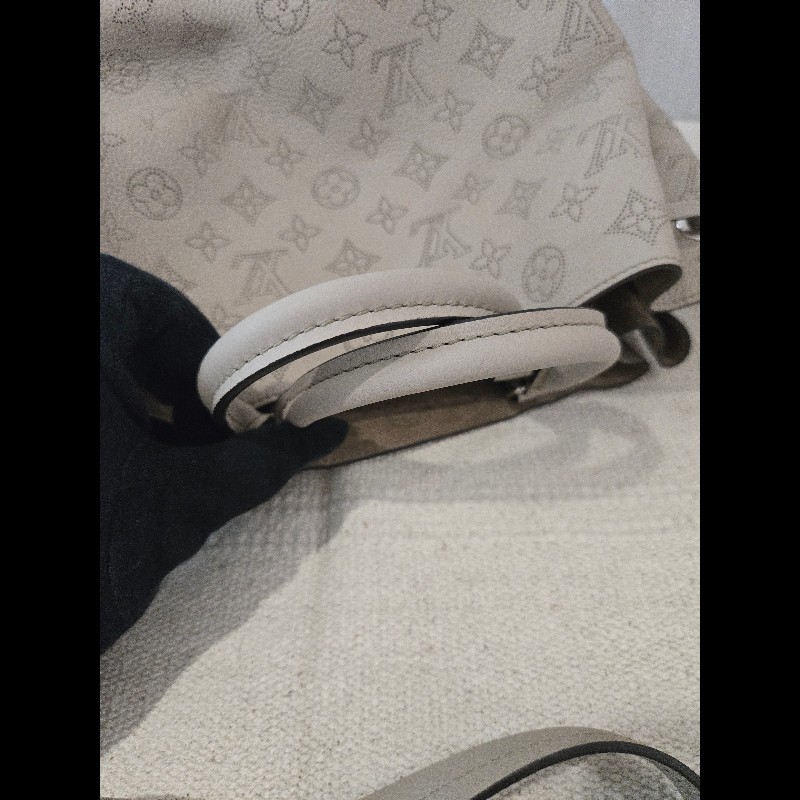 原價17萬 Louis Vuitton LV 路易威登 月光女神 Bella Tote 鏤空雕花兩用托特包-13