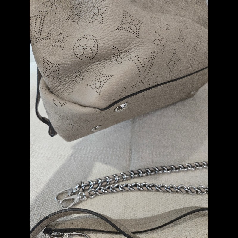 原價17萬 Louis Vuitton LV 路易威登 月光女神 Bella Tote 鏤空雕花兩用托特包-23