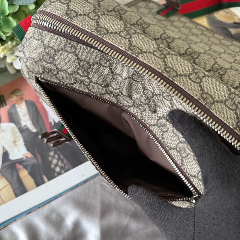 綠紅雙釦造型翻蓋小款郵差包(米色/烏木色)-6