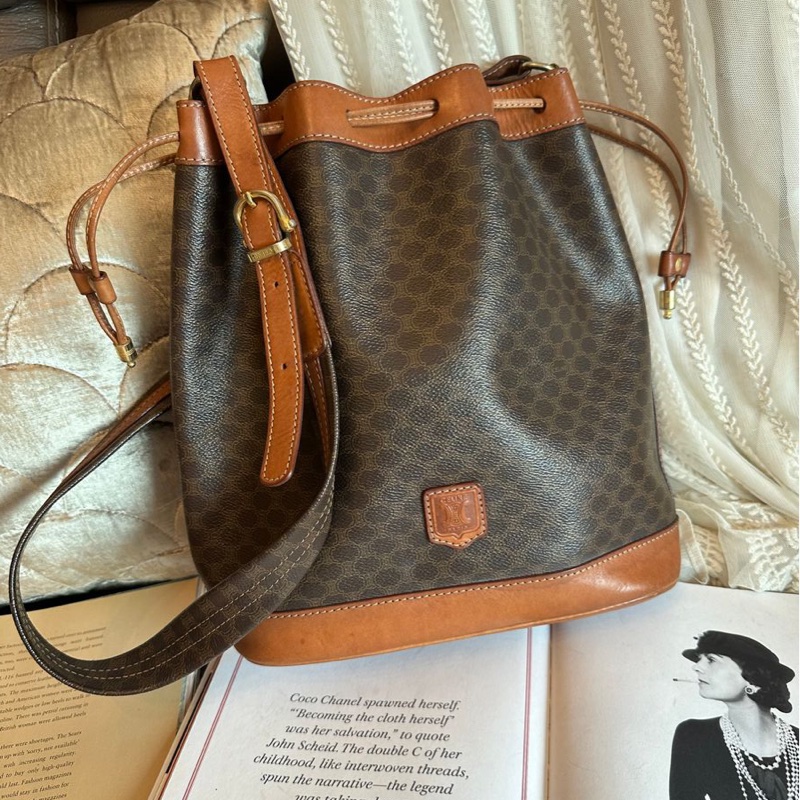 思琳 賽琳 棕色 老花凱旋門 皮革包 水桶包 水桶包 斜背包 側背包  中古包包 托特包 側肩包 老花水桶包 復古包 古董包 celine vintage drawstring bucket bag-0