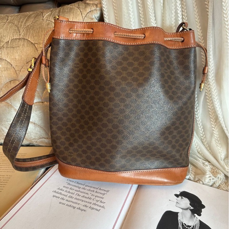 思琳 賽琳 棕色 老花凱旋門 皮革包 水桶包 水桶包 斜背包 側背包  中古包包 托特包 側肩包 老花水桶包 復古包 古董包 celine vintage drawstring bucket bag-3
