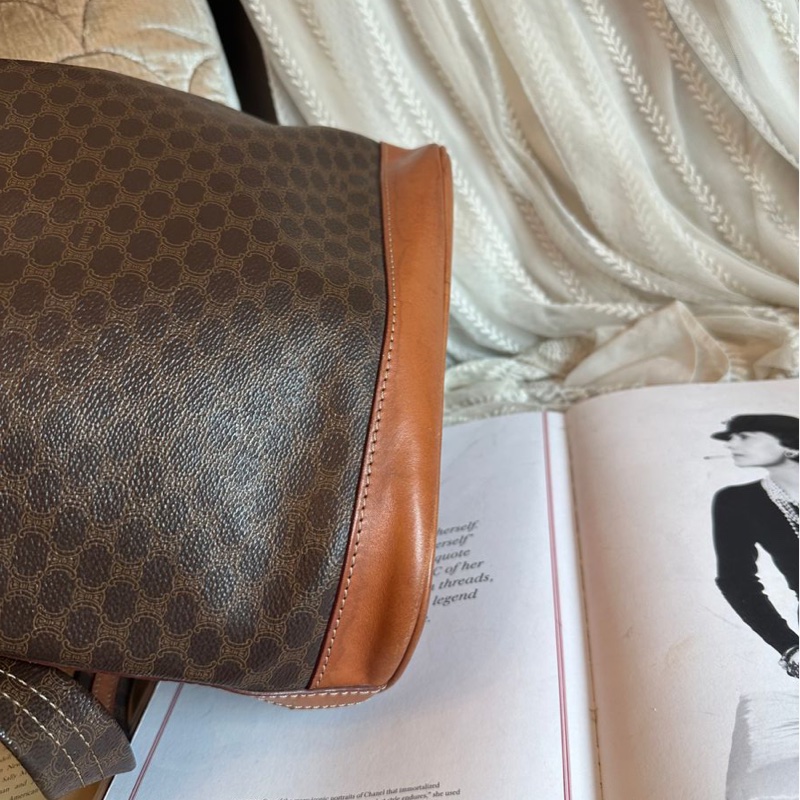 思琳 賽琳 棕色 老花凱旋門 皮革包 水桶包 水桶包 斜背包 側背包  中古包包 托特包 側肩包 老花水桶包 復古包 古董包 celine vintage drawstring bucket bag-14