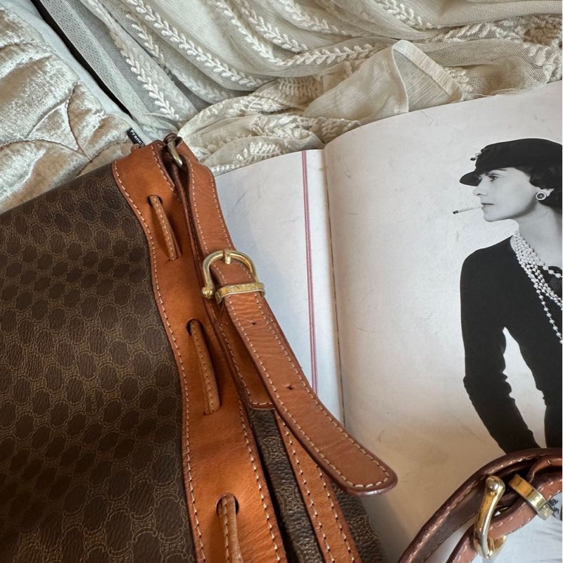 思琳 賽琳 棕色 老花凱旋門 皮革包 水桶包 水桶包 斜背包 側背包  中古包包 托特包 側肩包 老花水桶包 復古包 古董包 celine vintage drawstring bucket bag-23