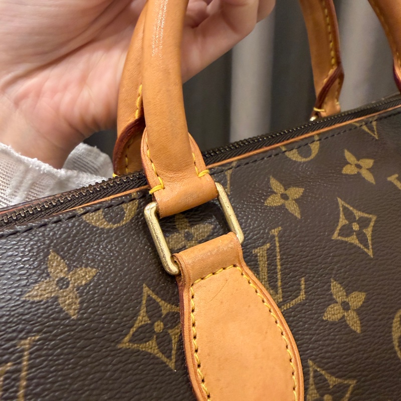 LV 原花金球三角手提包M40009-1