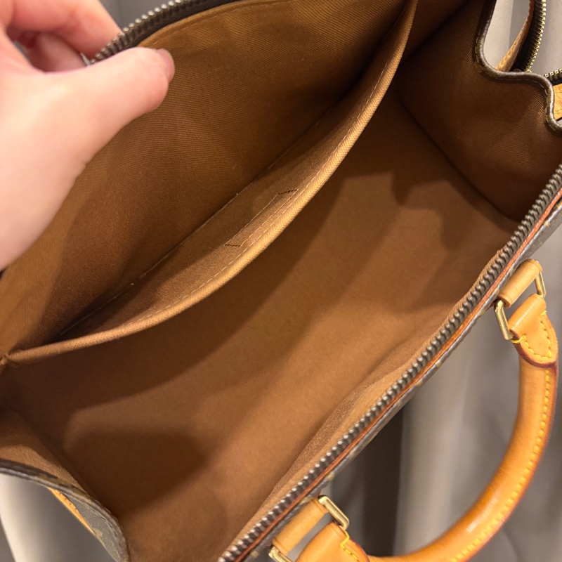 LV 原花金球三角手提包M40009-19