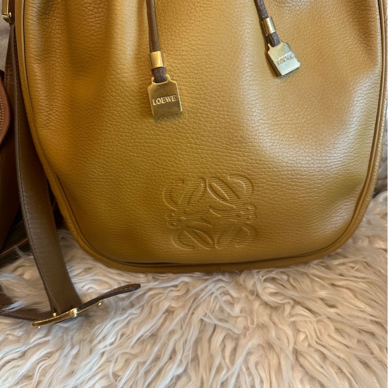 羅意威 蛋蛋包 棕色 焦糖色 水桶包 水桶包 斜背包 側背包  中古包包 托特包 側肩包 水桶包 復古包 古董包 vintage loewe drawstring bucket bag-3