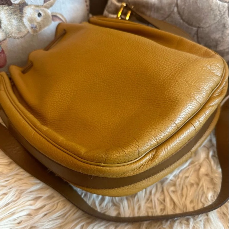 羅意威 蛋蛋包 棕色 焦糖色 水桶包 水桶包 斜背包 側背包  中古包包 托特包 側肩包 水桶包 復古包 古董包 vintage loewe drawstring bucket bag-24