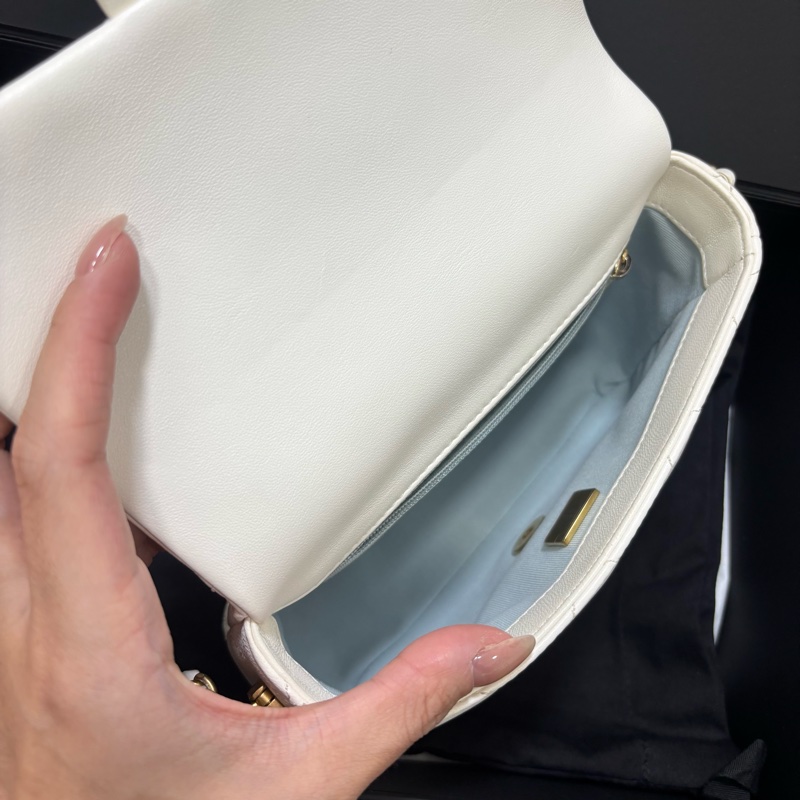 Chanel白金羊皮珍珠皮穿練調節扣mini coco晶片款-9