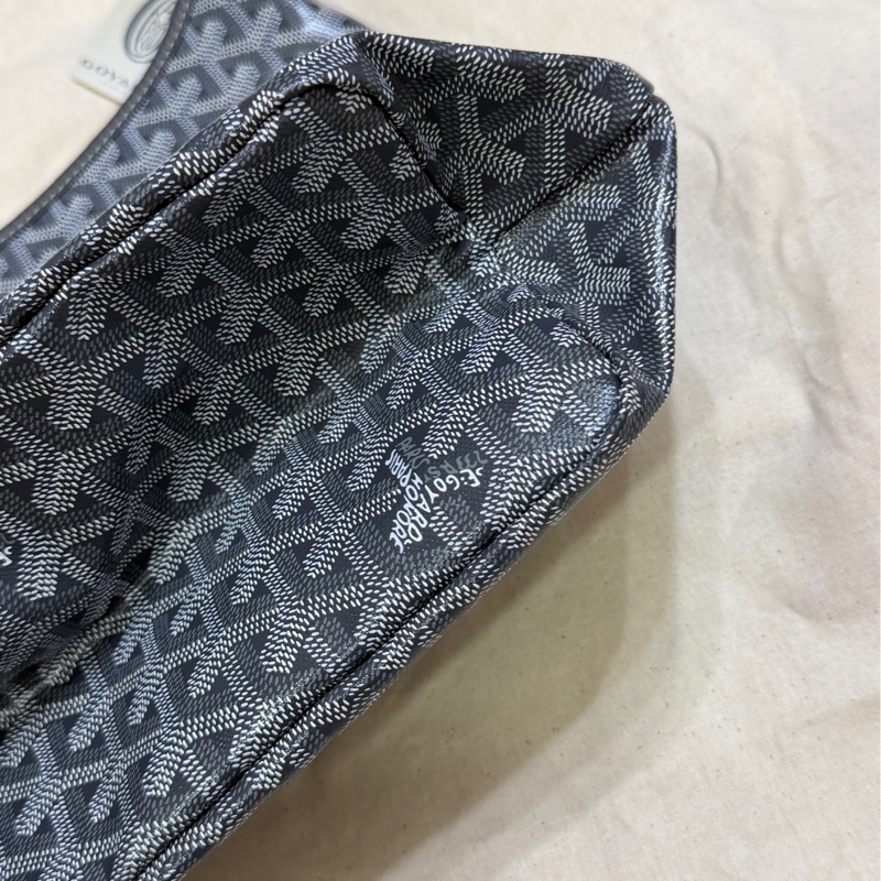 Goyard 灰色Hobo 四葉草彩繪款（2026年款） 限量款 不撞包系列-3