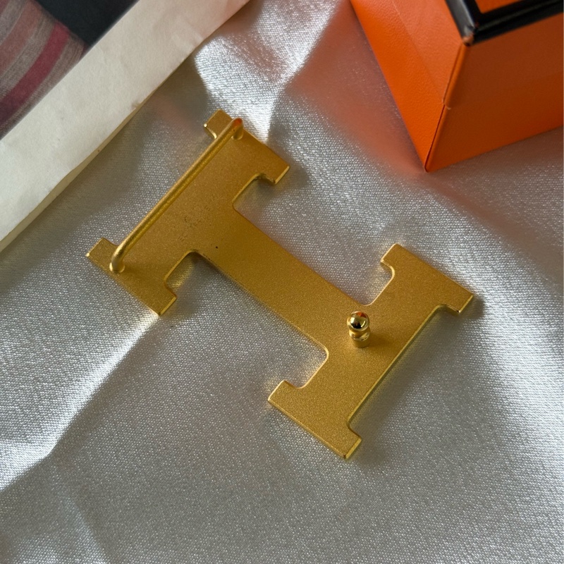 拼色Togo及Box皮+亮金釦H Logo皮帶 100cm(黑色/錫器灰)-6