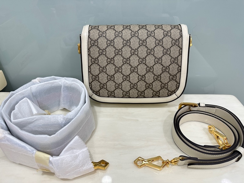 Gucci 古馳 1955白色老花馬銜扣馬鞍包 雙肩帶 可單 肩可斜挎 經典復古-1