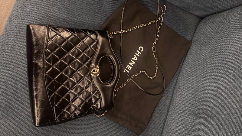 近全新Chanel AS4133 mini 31bag黑金油蠟羊皮手提肩背斜背包-4